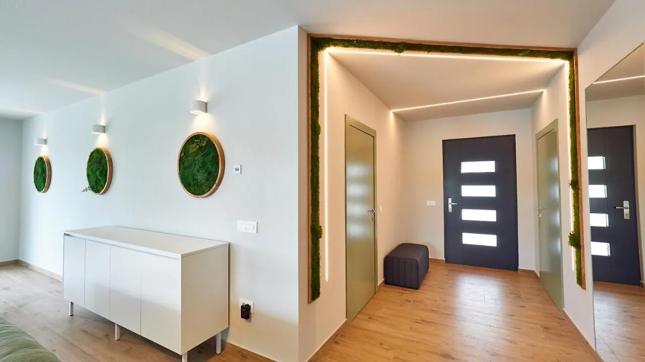 Villa Green Forest With Wellness And Heated Salty Pool Hum