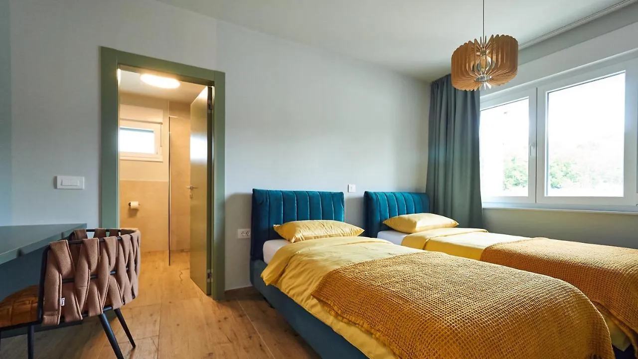 Villa Green Forest With Wellness And Heated Salty Pool Hum