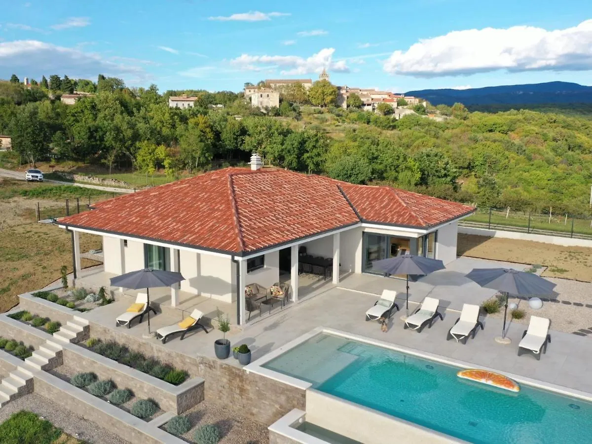Villa Green Forest With Wellness And Heated Salty Pool Hum