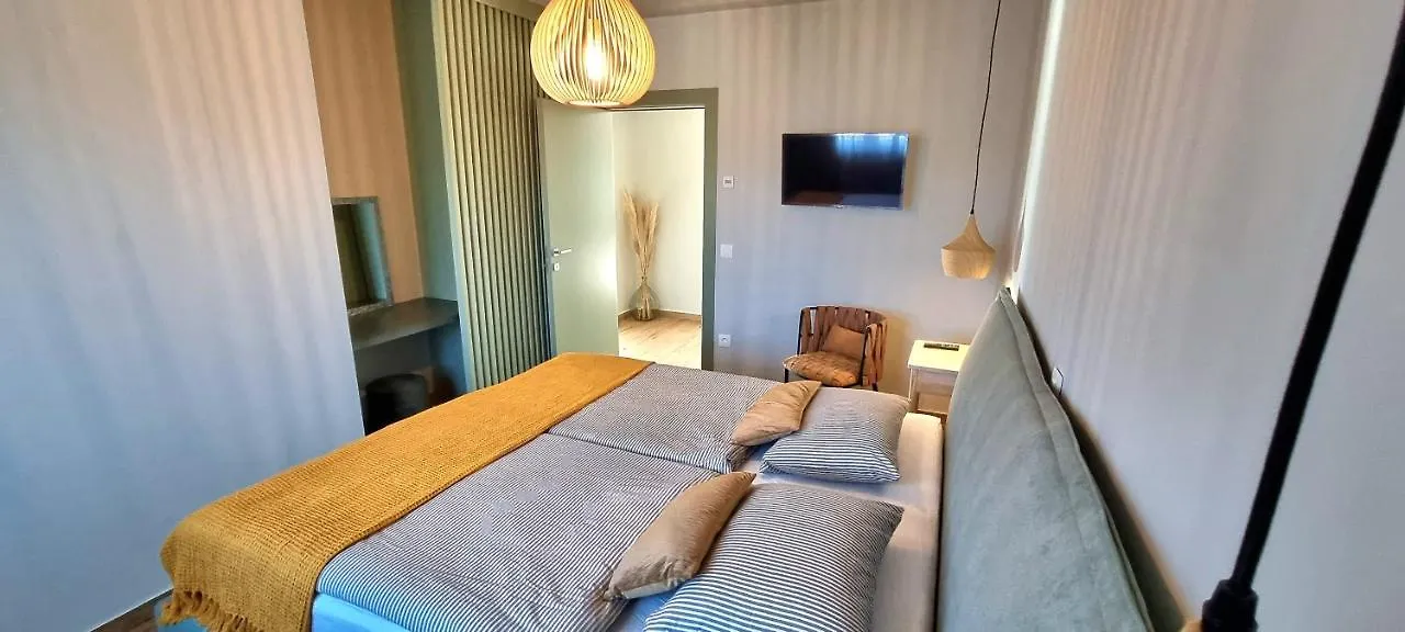 Villa Green Forest With Wellness And Heated Salty Pool Hum 0*,
