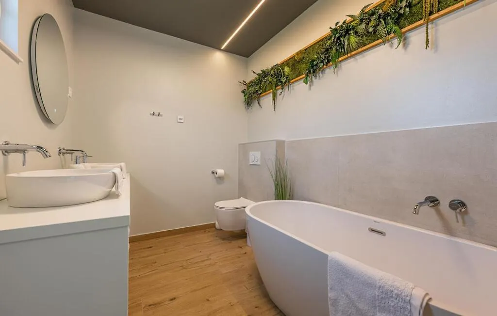 Villa Green Forest With Wellness And Heated Salty Pool Hum