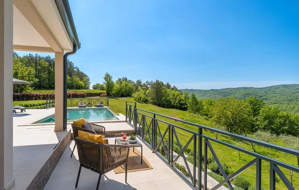 Villa Green Forest With Wellness And Heated Salty Pool Hum