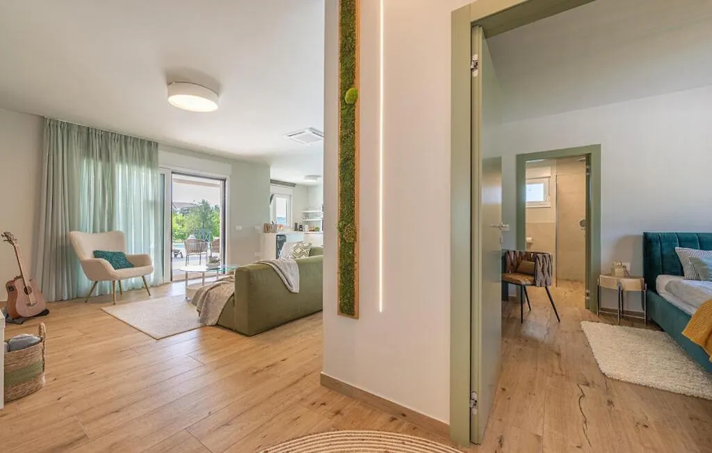 Villa Green Forest With Wellness And Heated Salty Pool Hum