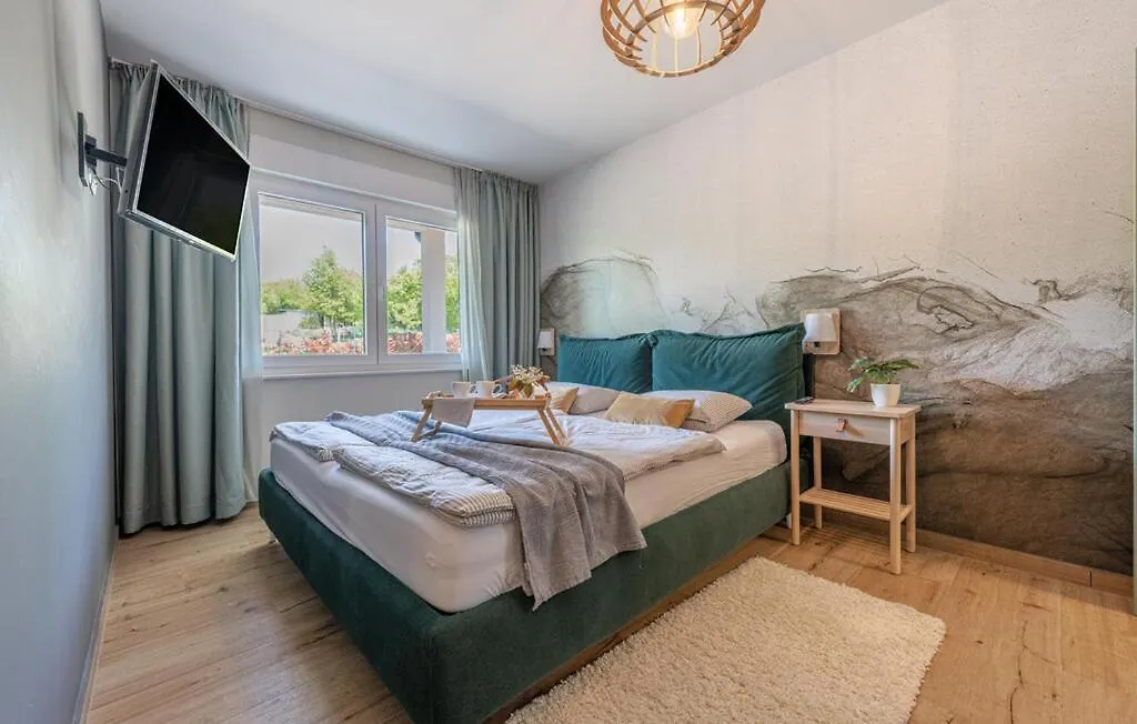 Villa Green Forest With Wellness And Heated Salty Pool Hum Croatia
